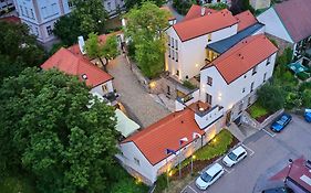 Bellevue hotel Karlov